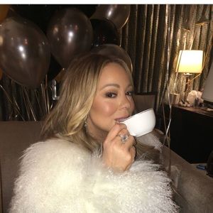 Meet your Posher, Cristina